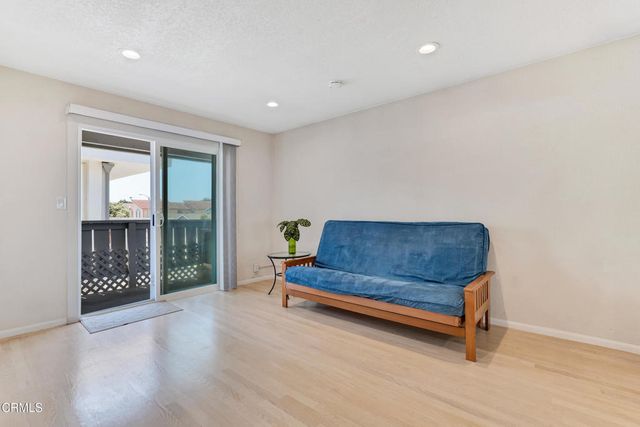 5125 W Wooley Road 5, Oxnard, CA 93035