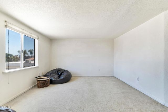 5125 W Wooley Road 5, Oxnard, CA 93035