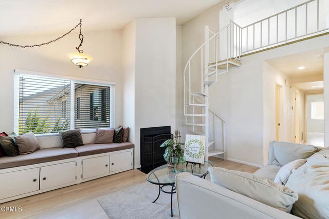 5125 W Wooley Road 5, Oxnard, CA 93035