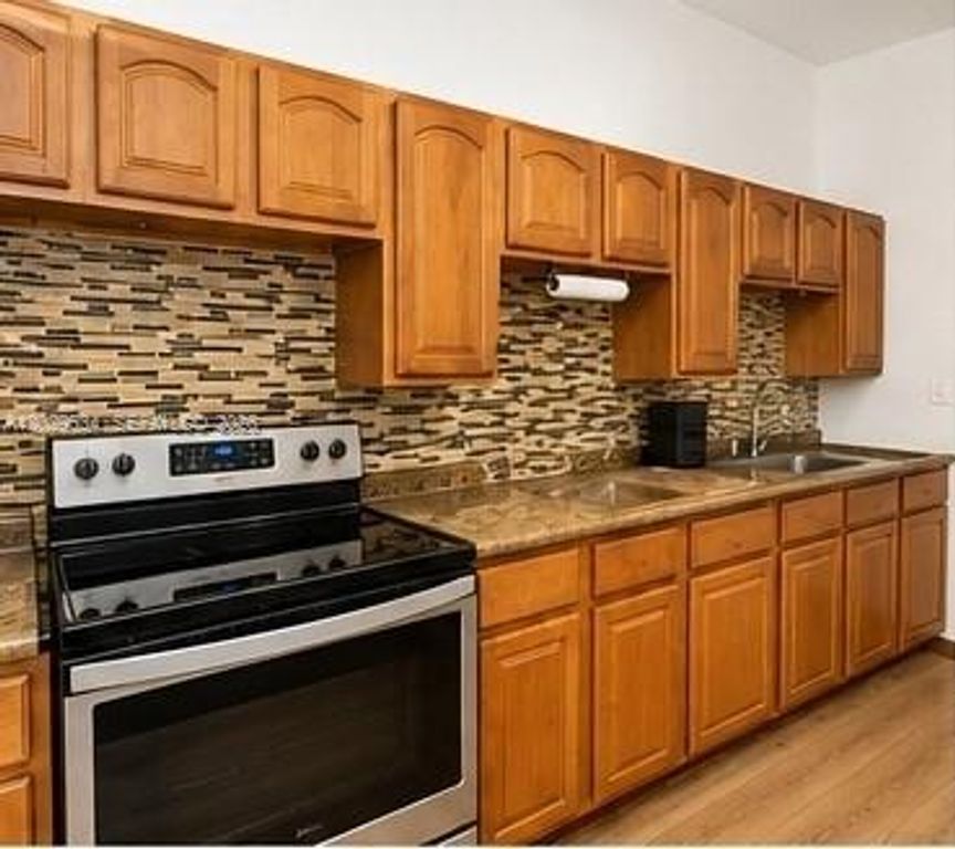 1020 NW 143rd Street Front, Miami, FL 33168