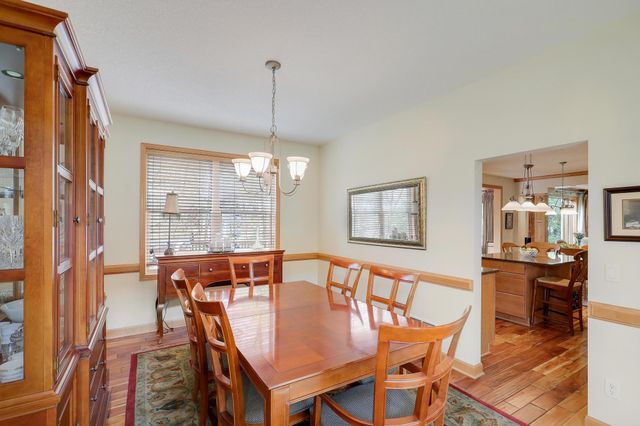 17039 Valley Road, Eden Prairie, MN 55347