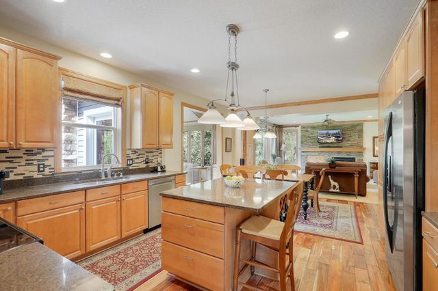 17039 Valley Road, Eden Prairie, MN 55347