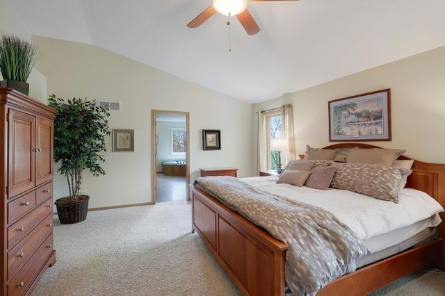 17039 Valley Road, Eden Prairie, MN 55347