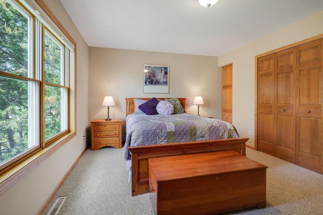 17039 Valley Road, Eden Prairie, MN 55347