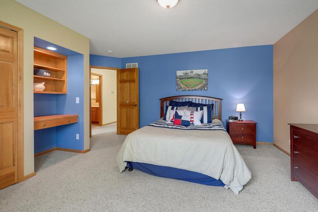 17039 Valley Road, Eden Prairie, MN 55347