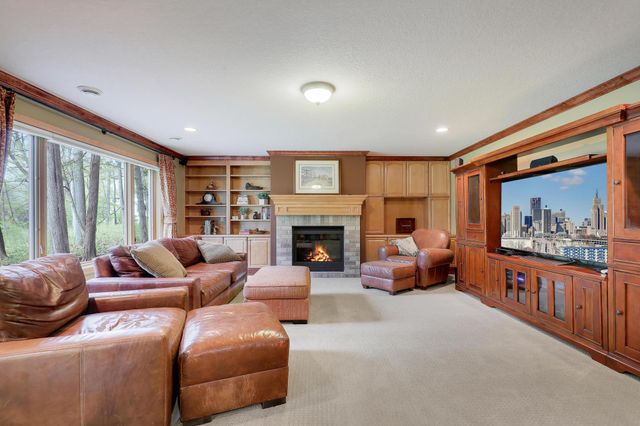17039 Valley Road, Eden Prairie, MN 55347