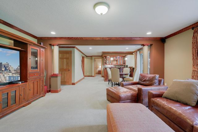 17039 Valley Road, Eden Prairie, MN 55347