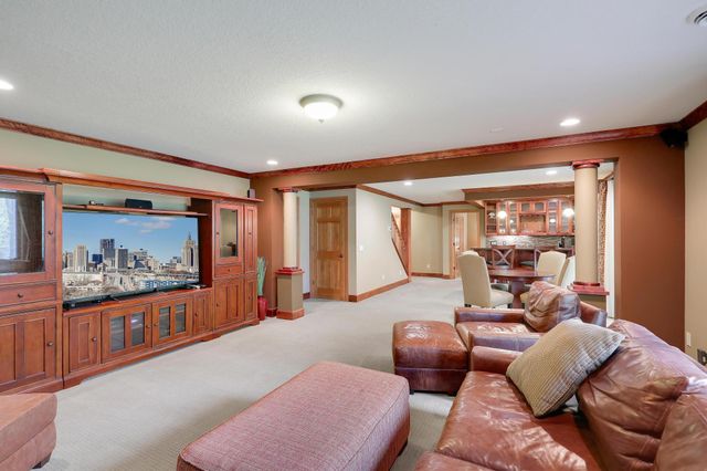 17039 Valley Road, Eden Prairie, MN 55347