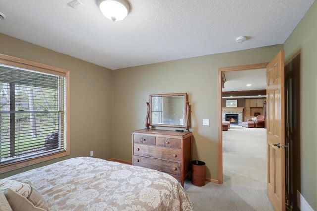 17039 Valley Road, Eden Prairie, MN 55347