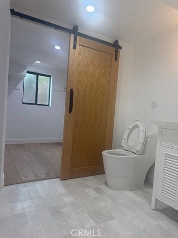 2776 Laurel Canyon, Los Angeles, CA 90046