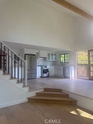 2776 Laurel Canyon, Los Angeles, CA 90046