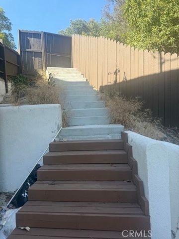 2776 Laurel Canyon, Los Angeles, CA 90046