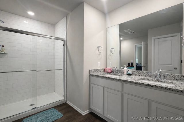 1825 E Vandalia Street, Broken Arrow, OK 74012