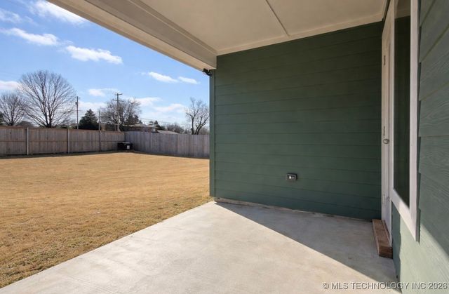 1825 E Vandalia Street, Broken Arrow, OK 74012