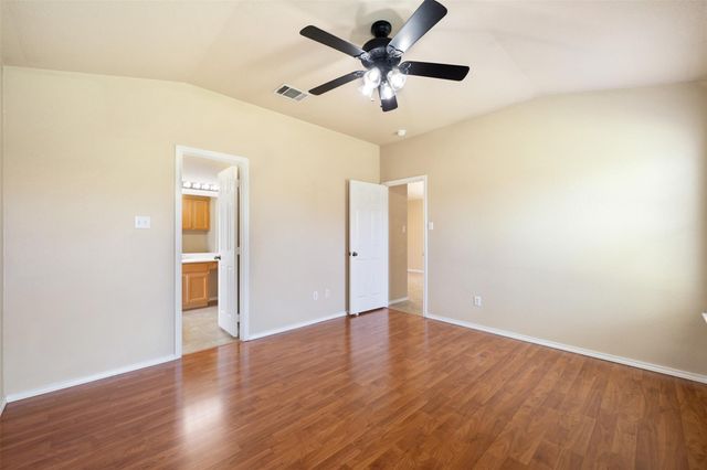 1004 Whitley DR, Leander, TX 78641