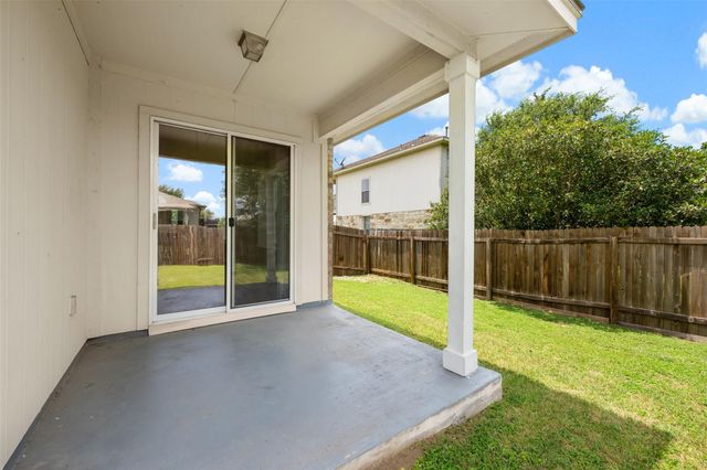 1004 Whitley DR, Leander, TX 78641