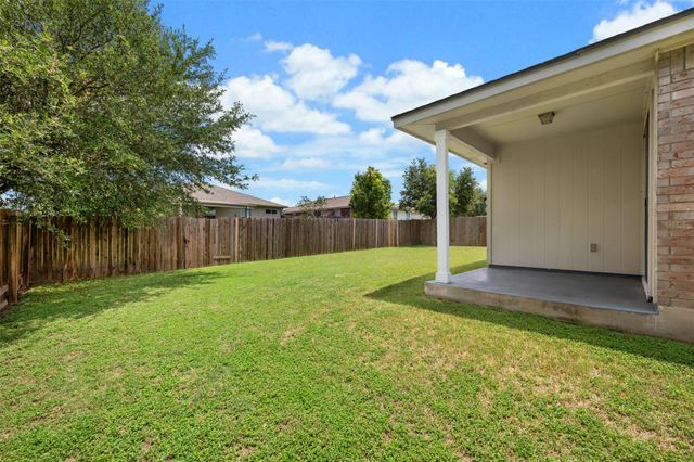 1004 Whitley DR, Leander, TX 78641