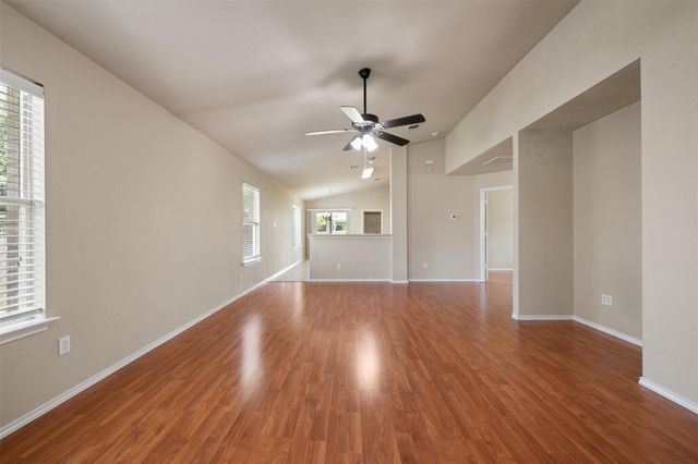 1004 Whitley DR, Leander, TX 78641