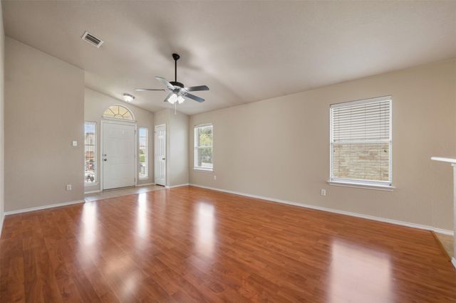 1004 Whitley DR, Leander, TX 78641