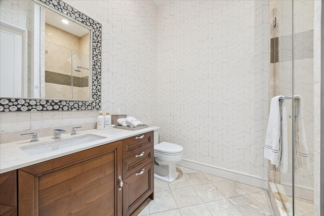 2727 Kirby Drive 16C, Houston, TX 77098