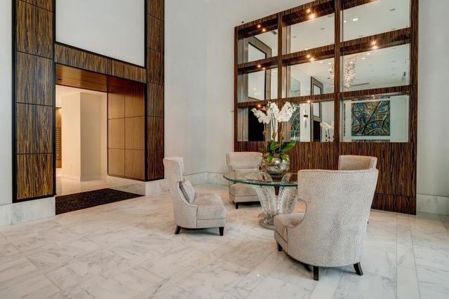 2727 Kirby Drive 16C, Houston, TX 77098