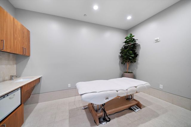 2727 Kirby Drive 16C, Houston, TX 77098