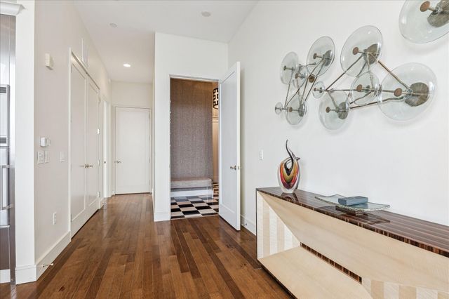 2727 Kirby Drive 16C, Houston, TX 77098