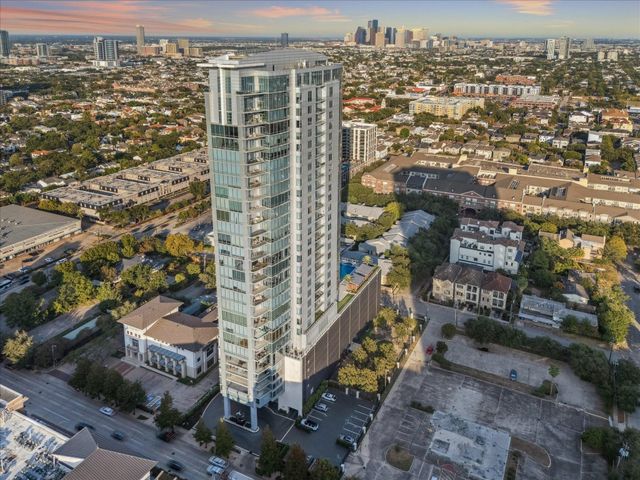 2727 Kirby Drive 16C, Houston, TX 77098