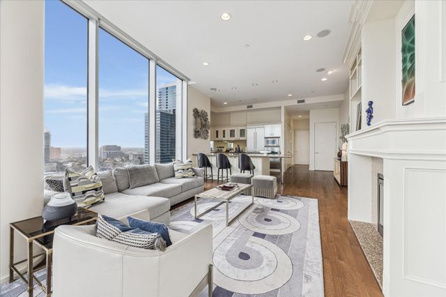 2727 Kirby Drive 16C, Houston, TX 77098