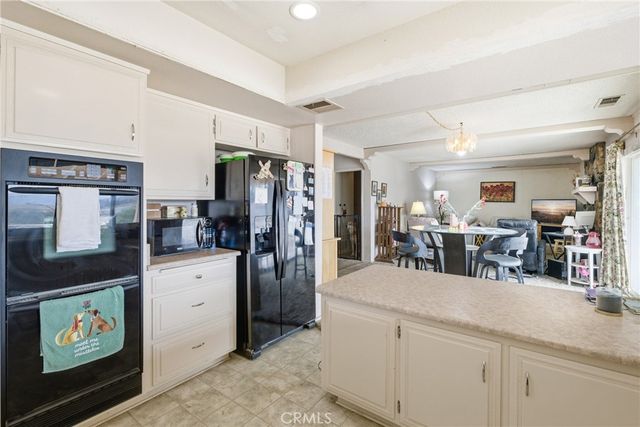 19629 Oneida, Apple Valley, CA 92307