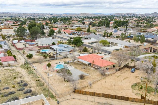 19629 Oneida, Apple Valley, CA 92307