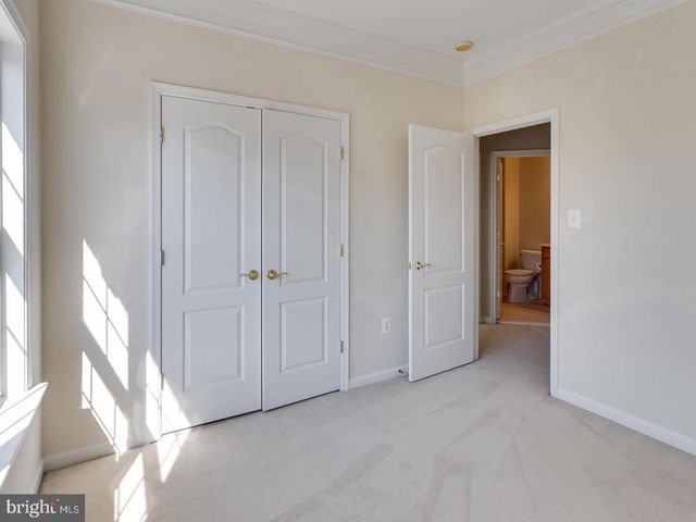 4493 MONMOUTH ST, Fairfax, VA 22030