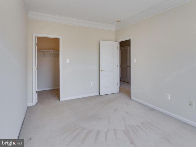 4493 MONMOUTH ST, Fairfax, VA 22030