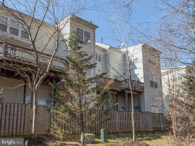 4493 MONMOUTH ST, Fairfax, VA 22030