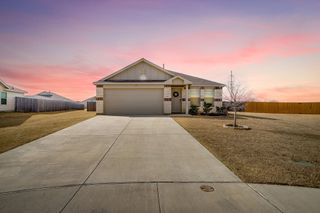 8300 Hollow Bend Street, Fort Worth, TX 76123