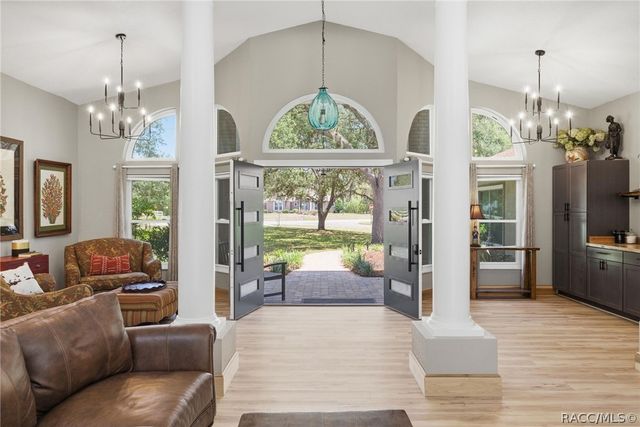 4244 N Butternut Avenue, Beverly Hills, FL 34465