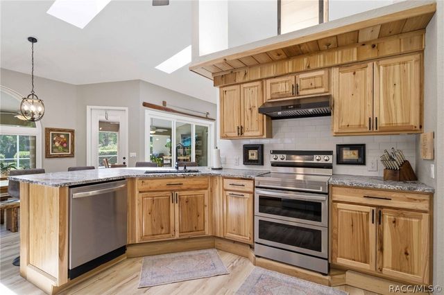 4244 N Butternut Avenue, Beverly Hills, FL 34465