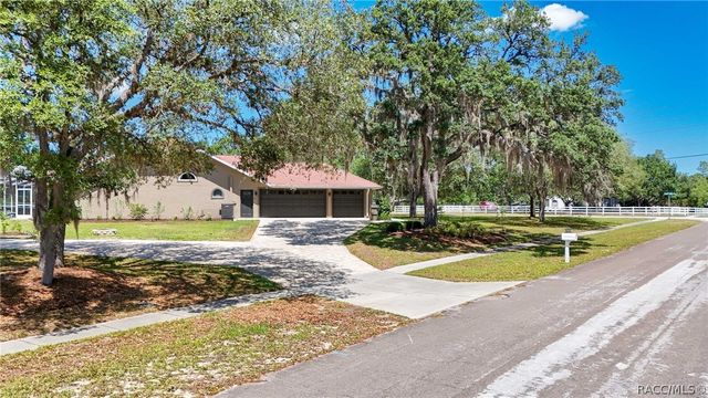 4244 N Butternut Avenue, Beverly Hills, FL 34465