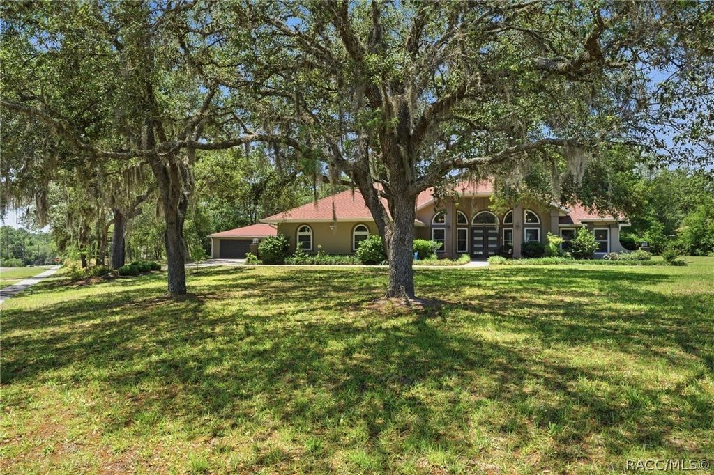 4244 N Butternut Avenue, Beverly Hills, FL 34465