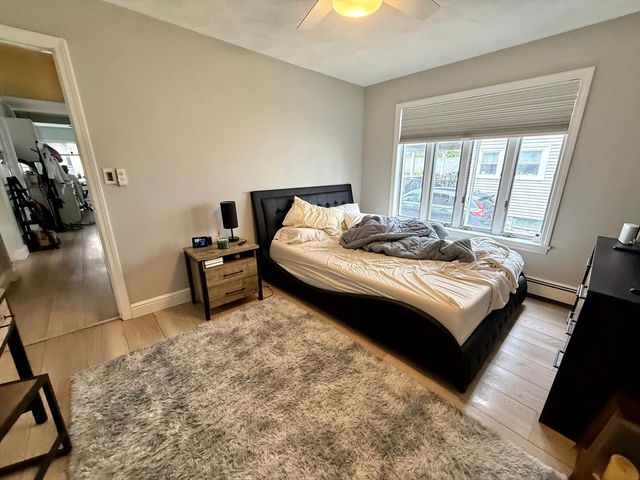 15 Putnam St 1, Watertown, MA 02472