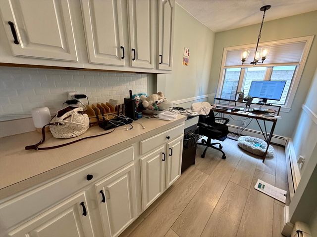 15 Putnam St 1, Watertown, MA 02472