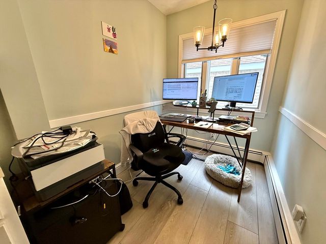 15 Putnam St 1, Watertown, MA 02472