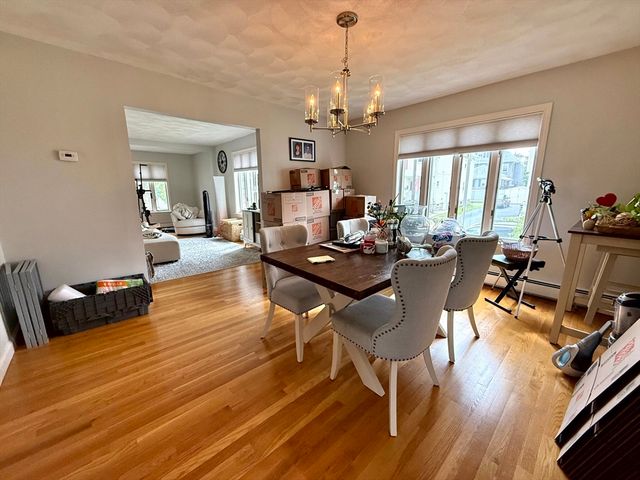 15 Putnam St 1, Watertown, MA 02472