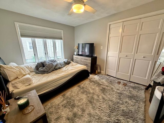 15 Putnam St 1, Watertown, MA 02472