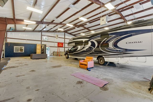 119 Forest Creek Circle, Weatherford, TX 76088