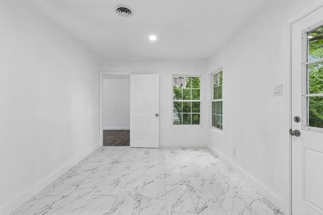 4233 Quails Lane, Fort Worth, TX 76119