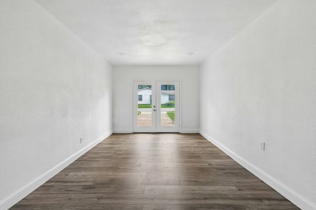 4233 Quails Lane, Fort Worth, TX 76119