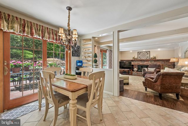 12 RAMBLE PL, Blackwood, NJ 08012