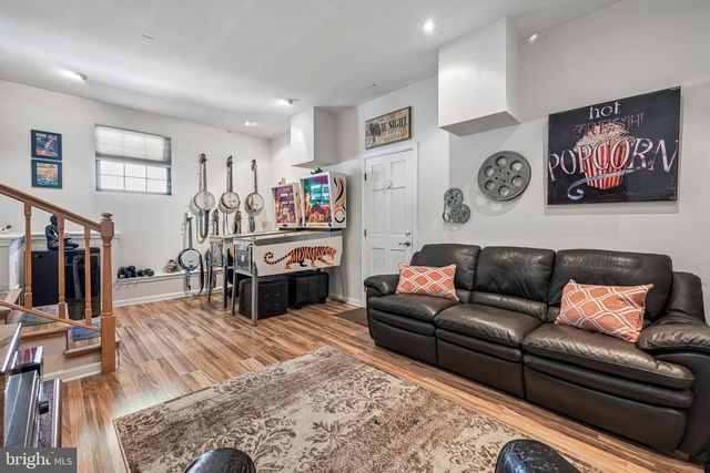 12 RAMBLE PL, Blackwood, NJ 08012