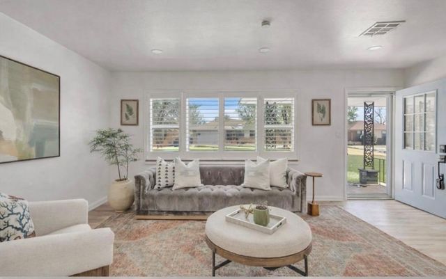 10407 Ridgeview Drive, Oklahoma City, OK 73120